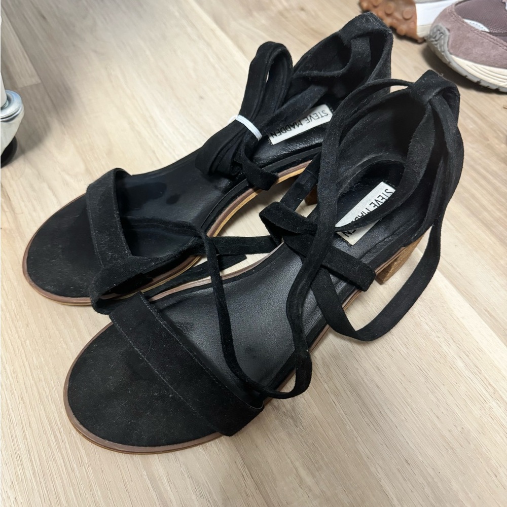 steve madden ties up wedge